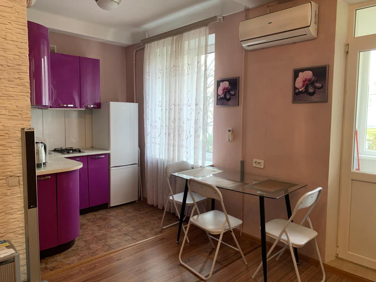 Apartments Печерск Kyiv Exterior photo
